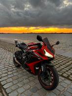 Honda CBR 650R, Motoren, 4 cilinders, 650 cc, 12 t/m 35 kW, Sport