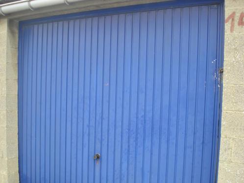 GARAGE A LOUER RUE PETITE AISE 6061 MONTIGNIES-S-SAMBRE, Immo, Garages en Parkeerplaatsen, Charleroi