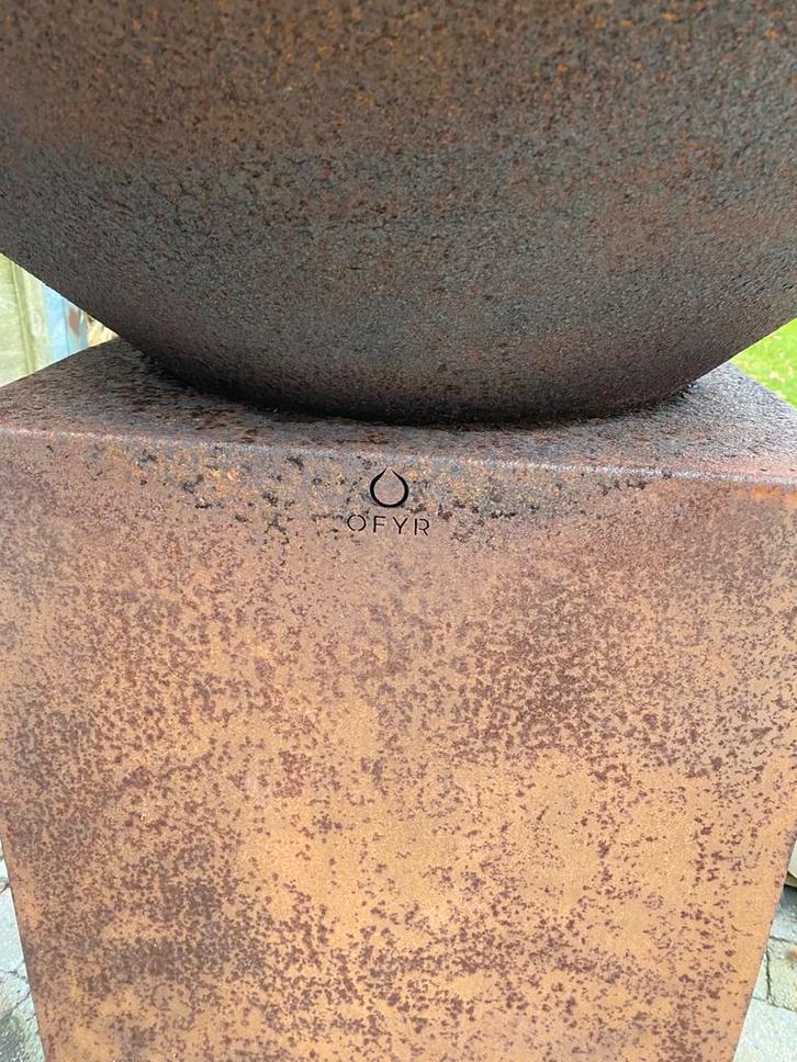 Ofyr 100 met acc, Tuin en Terras, Houtskoolbarbecues, Zo goed als nieuw, Ophalen