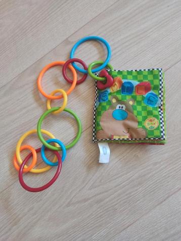 Knipperboekje met ringen  beschikbaar voor biedingen