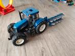 New Holland T8040 model tractor, Hobby en Vrije tijd, Ophalen, Zo goed als nieuw