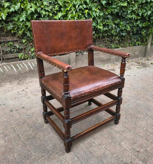 Prachtige Antieke Stoel Lederen Bekleding Massief Hout, Antiek en Kunst, Antiek | Meubels | Stoelen en Sofa's, Ophalen
