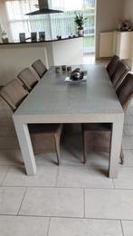 Eikenhouten tafel te koop met 6 stoelen gratis erbij., Ophalen