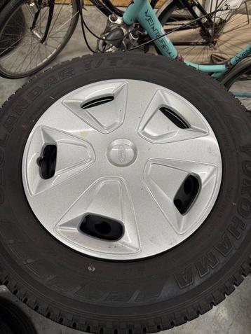 Ford Transit Custom velgen met winterbanden beschikbaar voor biedingen