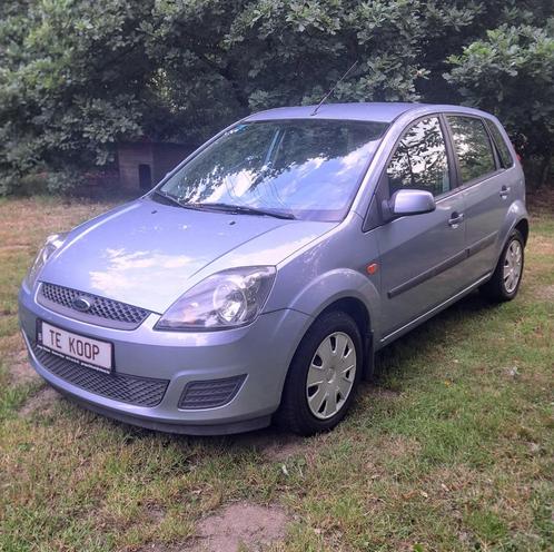 Ford Fiesta: 78.000 km +airco +jaar garantie +groot nazicht!, Auto's, Ford, Bedrijf, Te koop, Fiësta, ABS, Airbags, Airconditioning