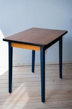 vintage kindertafel / bijzettafel, Huis en Inrichting, Retro / vintage, Gebruikt, 55 tot 75 cm, Rechthoekig