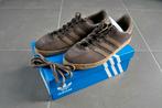 Adidas Originals Yabisah, Nieuw, Sneakers, Ophalen of Verzenden, Bruin