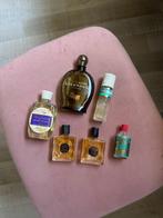 Miniaturen vintages parfum set, Ophalen of Verzenden, Zo goed als nieuw, Miniatuur, Gevuld