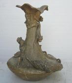 Grand vase en forme de singe et crocodile Art Nouveau en ter, Enlèvement