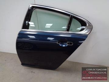 XF Deur links achter blauw beschikbaar voor biedingen