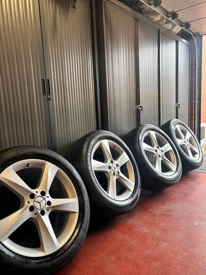 19 inch Mercedes GLE GLA ML W166 Zomerbanden A1664010202, Auto-onderdelen, Banden en Velgen, Velg(en), Zomerbanden, 19 inch, Terreinwagen