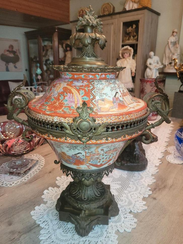 grote oude KUTANI vaas met brozen afwerking, Antiek en Kunst, Antiek | Vazen, Ophalen