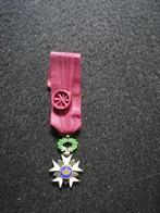 Medaille officier couronne dim, Autres, Enlèvement ou Envoi, Ruban, Médaille ou Ailes