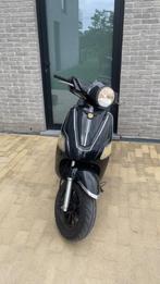 Tnt otto 125cc motorscooter (opknapper), Fietsen en Brommers, Ophalen, Gebruikt