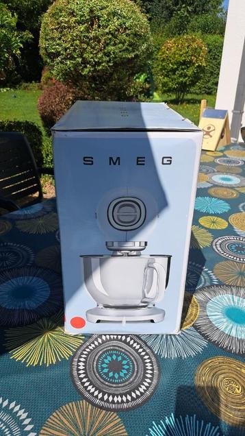 Robot à pâtisserie smeg rouge, Electroménager, Enlèvement, Neuf
