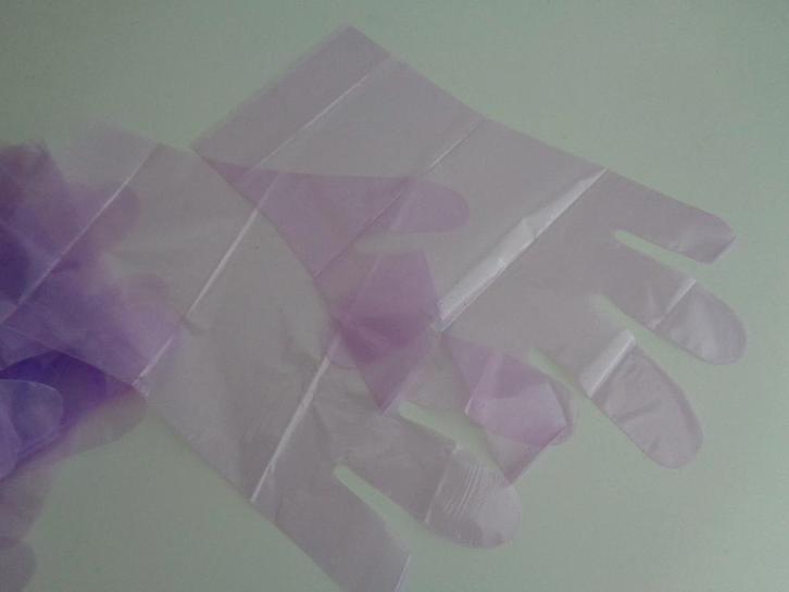 25 pièces Gants plastique jetables taille unique. Violet, Collections, Marques & Objets publicitaires, Neuf, Autres types, Envoi