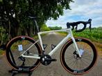 BMC Roadmachine One Ultegra*Di2*12sp*2022*54, 28 inch, Carbon, Bmc.com, Bmc