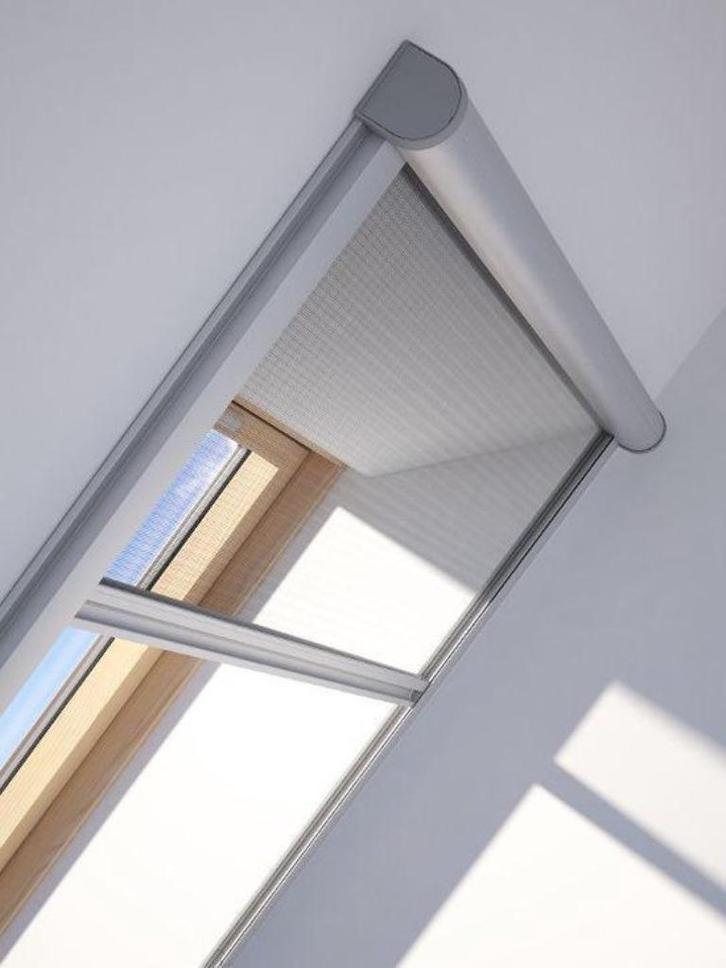 Velux insectengordijnen 2x, Doe-het-zelf en Bouw, Glas en Ramen, Zo goed als nieuw, Dakraam, Ophalen