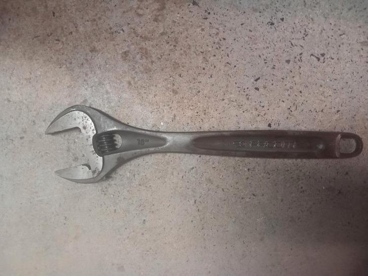 clés a molette   5.3 cm   FACOM, Autos : Pièces & Accessoires, Moteurs & Accessoires, Enlèvement ou Envoi