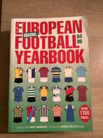 The European Football Yearbook 1994-1995, Balsport, Ophalen of Verzenden, Zo goed als nieuw