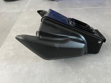 Yamaha MT07 - luchtfilterbox beschikbaar voor biedingen