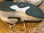 Air jordan low, wit/groen in maat 35,5, Ophalen, Zo goed als nieuw, Overige sporten, Nike