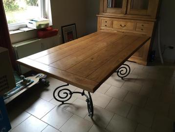 Table à manger en chêne et fer forgé, 150 à 200 cm, Cinq personnes ou plus, Comme neuf, Enlèvement
