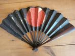 Antique Folding Paper Fan GUNPAI Samourai Drapeau Uchiwa Edo, Autres, Enlèvement ou Envoi, Épée ou sabre