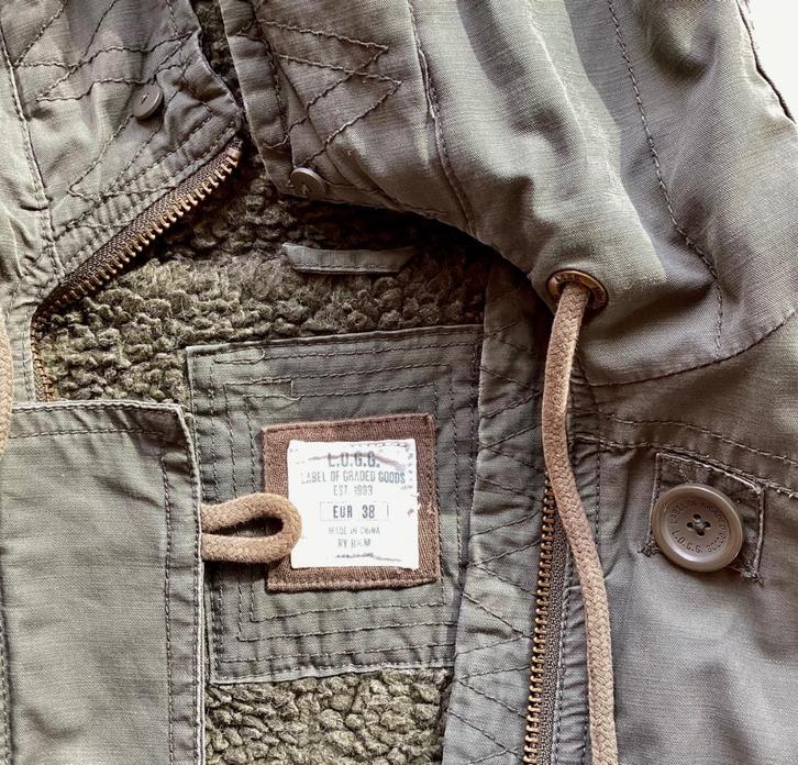 Te koop kwaliteit dames warme winter jas L/XL met een kap, Kleding | Dames, Jassen | Winter, Zo goed als nieuw, Maat 42/44 (L)
