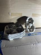 Bekerhouder, Enlèvement