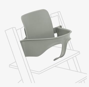 Stokke tripptrapp babyset beschikbaar voor biedingen