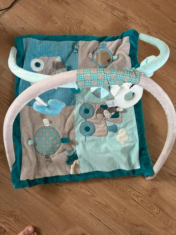 Speelmat  beschikbaar voor biedingen