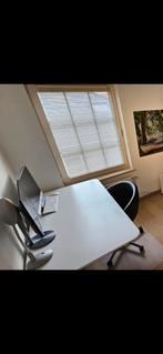 Design elekrisch verstelbare stabureau 699 euro nieuw Ikea, Ophalen, Elektrisch, Zo goed als nieuw, Bureau