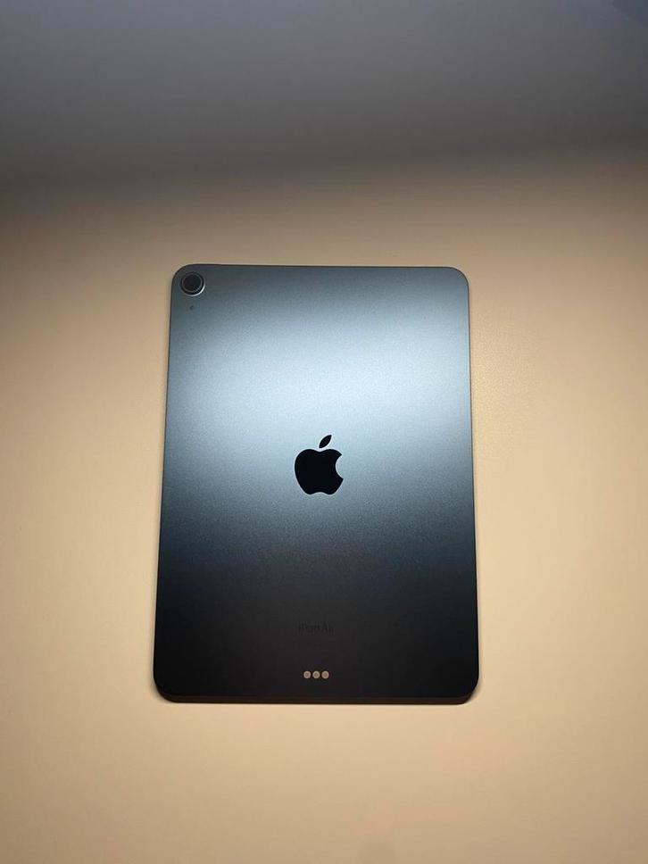 Apple iPad Air (5th generation), Computers en Software, Apple iPads, Overige modellen, Wi-Fi, 11 inch, 64 GB, Blauw, Ophalen