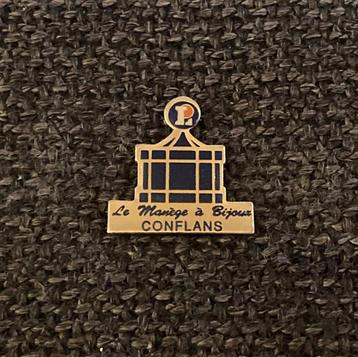 PIN - E. LECLERC - LE MANÈGE A BIJOUX - CONFLANS, Collections, Envoi, Utilisé, Autres sujets/thèmes, Insigne ou Pin's