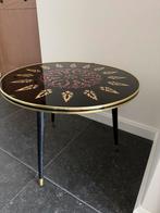 Karaktervolle mid-century bijzettafel, Huis en Inrichting, Ophalen, Zo goed als nieuw