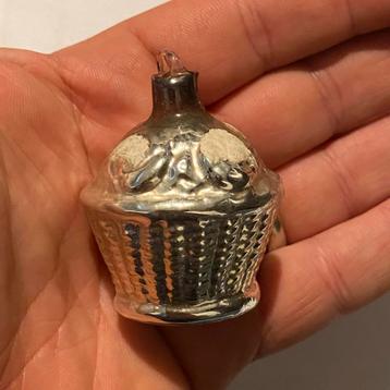 Ajeko-mand beschikbaar voor biedingen