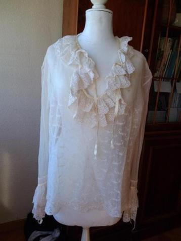 Kanten blouse - maat M -  beschikbaar voor biedingen