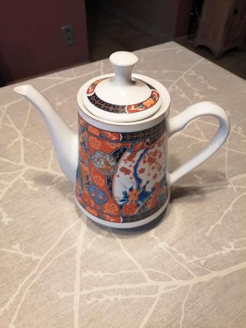 Chinese theepot  beschikbaar voor biedingen