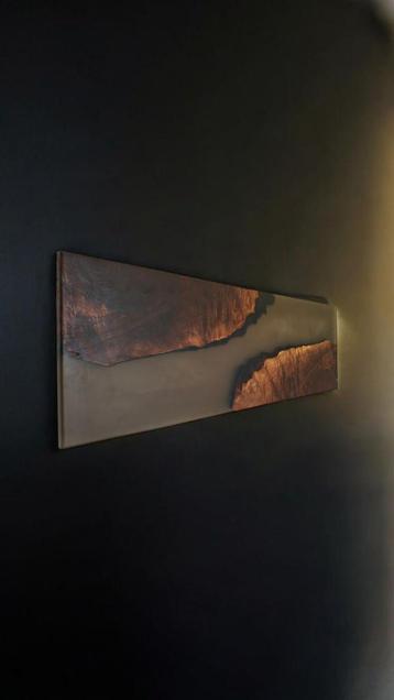 Bastogne Walnut wall art beschikbaar voor biedingen