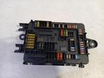 ZEKERINGKAST BMW 1 serie (F20) (6114926111102), Auto-onderdelen, Gebruikt, BMW