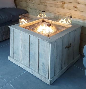 Sfeervolle vuurhaard, Tuin en Terras, Ophalen, Zo goed als nieuw
