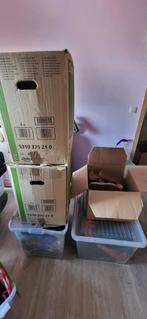 4 dozen kledij maat L, XL + 1 doos schoenen maat 40, 41, Vêtements | Femmes, Vêtements Femmes Autre, Enlèvement, Porté
