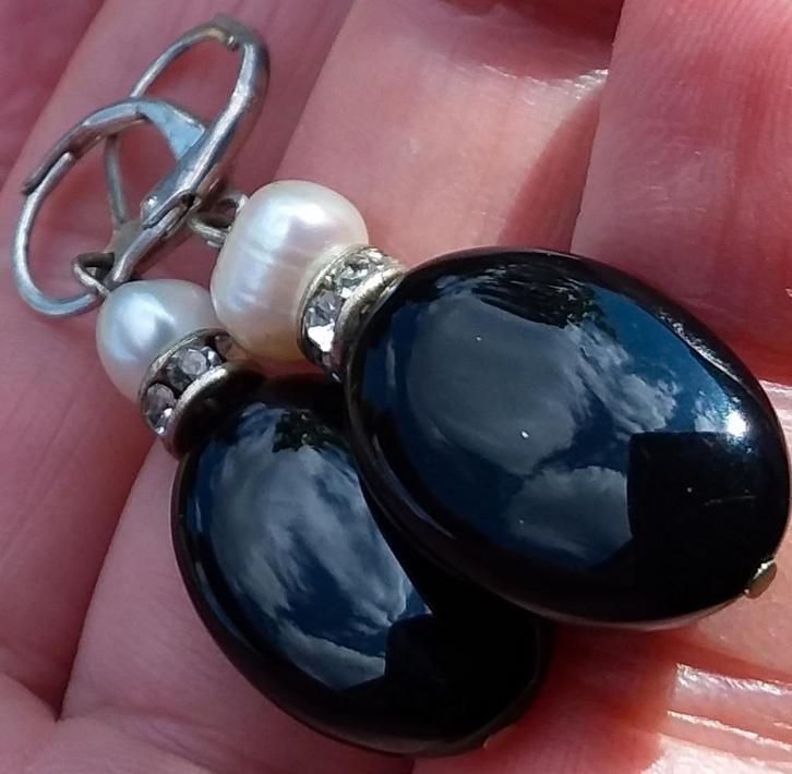 Geërfd.Oude luxe Oorbellen., Handtassen en Accessoires, Oorbellen, Ophalen of Verzenden