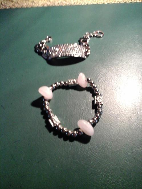2 verzilverde sierarmbanden, Bijoux, Sacs & Beauté, Bracelets, Neuf, Autres matériaux, Argent, Avec bracelets à breloques ou perles
