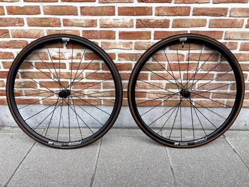 DT Swiss p1850 wielen + bandenset, Fietsen en Brommers, Fietsonderdelen, Zo goed als nieuw, Racefiets, Wiel, Ophalen