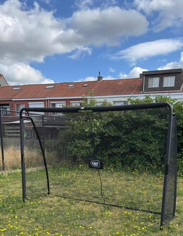 Voetbalgoal EXIT Toys – stevige kwaliteit – prima staat beschikbaar voor biedingen