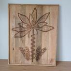 ASTOURET - Mangohouten wanddecoratie met gegraveerd bloemmot, Ophalen of Verzenden, Zo goed als nieuw