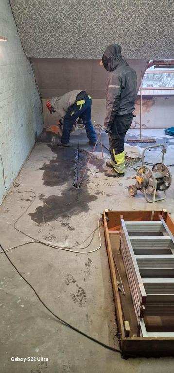 Trapgat maken.Deur en raam maat maken werken.0466498753 beschikbaar voor biedingen
