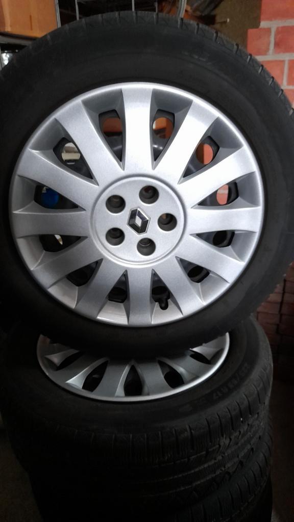 Winterbanden,met velgen+wieldeksels,Renault Espace, 4 stuks, Auto-onderdelen, Banden en Velgen, Band(en), Winterbanden, 17 inch